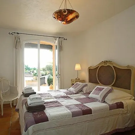 Modern Sea View In Ramatuelle, Cote D'azur ヴィラ サントロペ